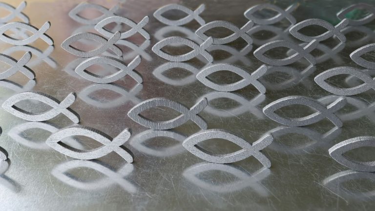 Professional Plexiglass Cutting Service in Selangor: Custom Solutions