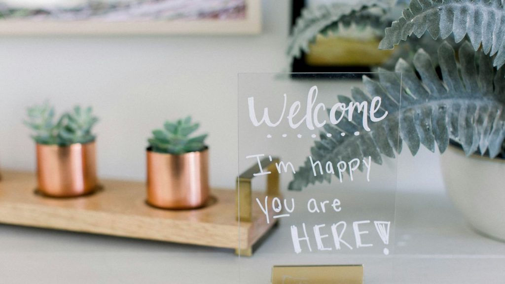 Acrylic Sign Holders: L-Shape vs T-Shape vs Slanted