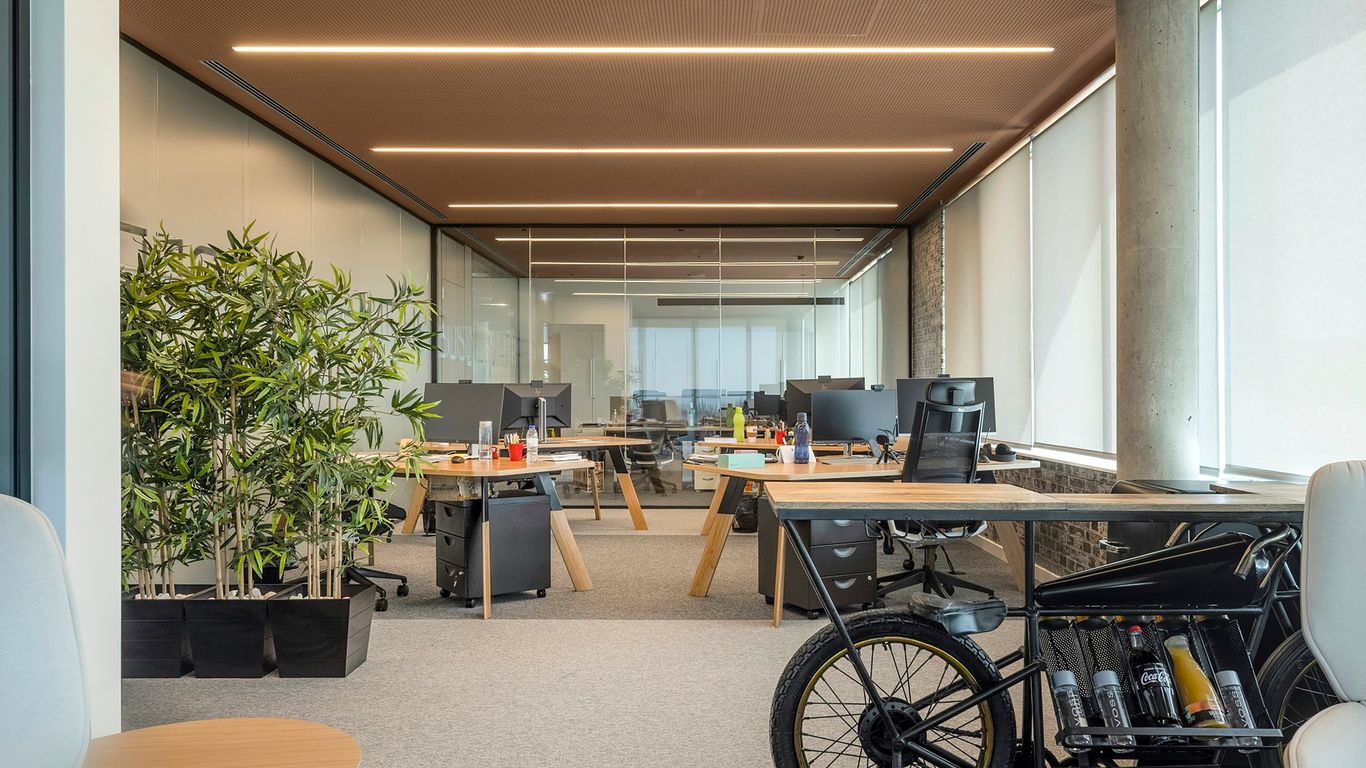 How to Use Frosted Acrylic Sheets for Office Privacy Screens and Modern Decor
